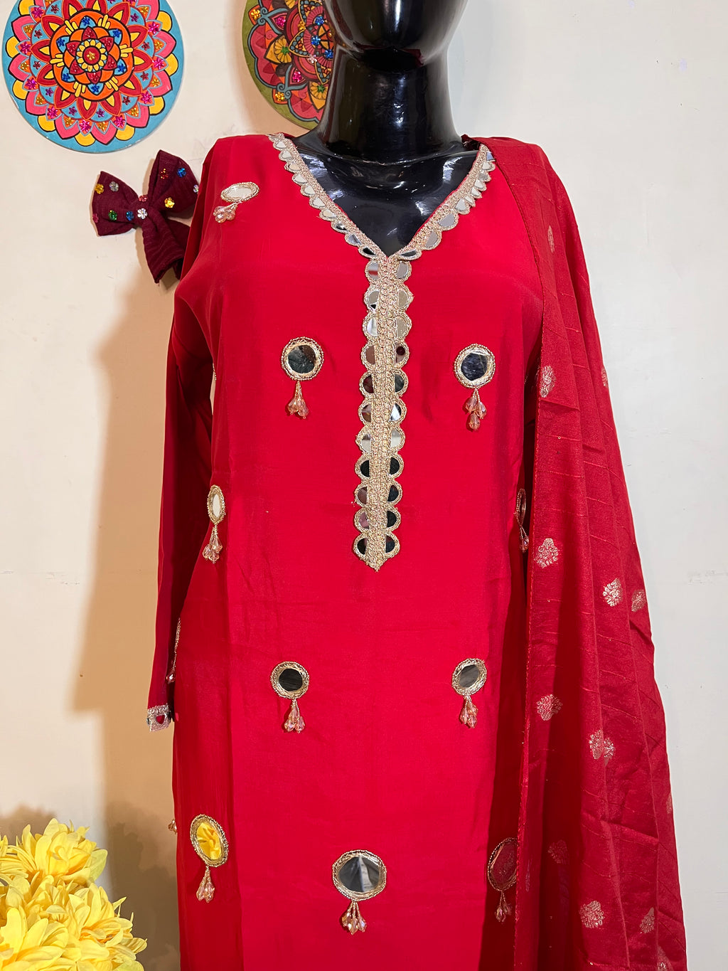 Classy women’s partywear kurta set