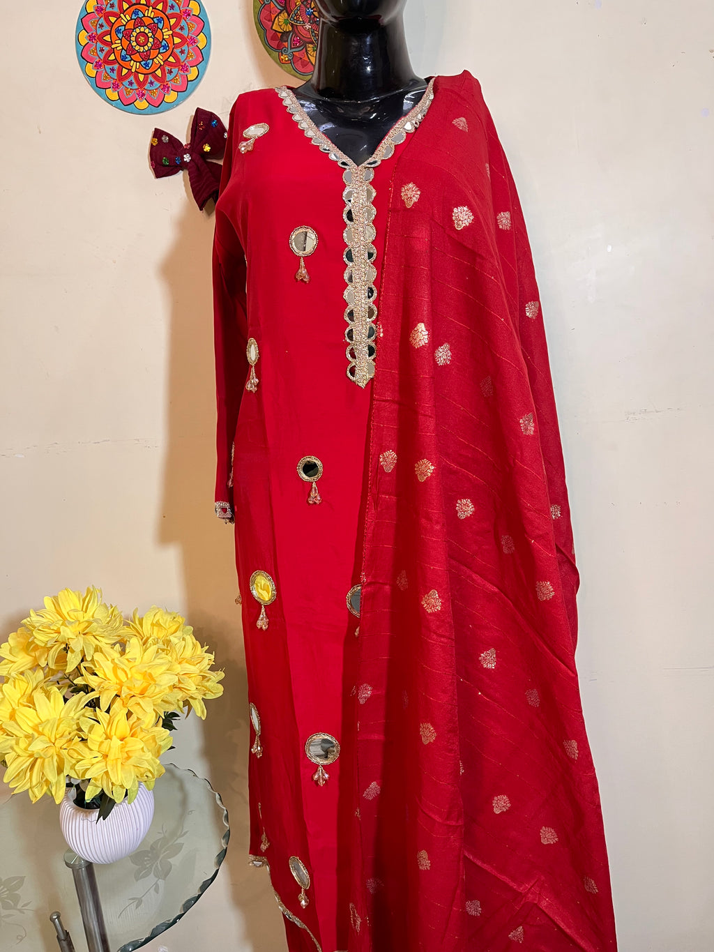 Classy women’s partywear kurta set